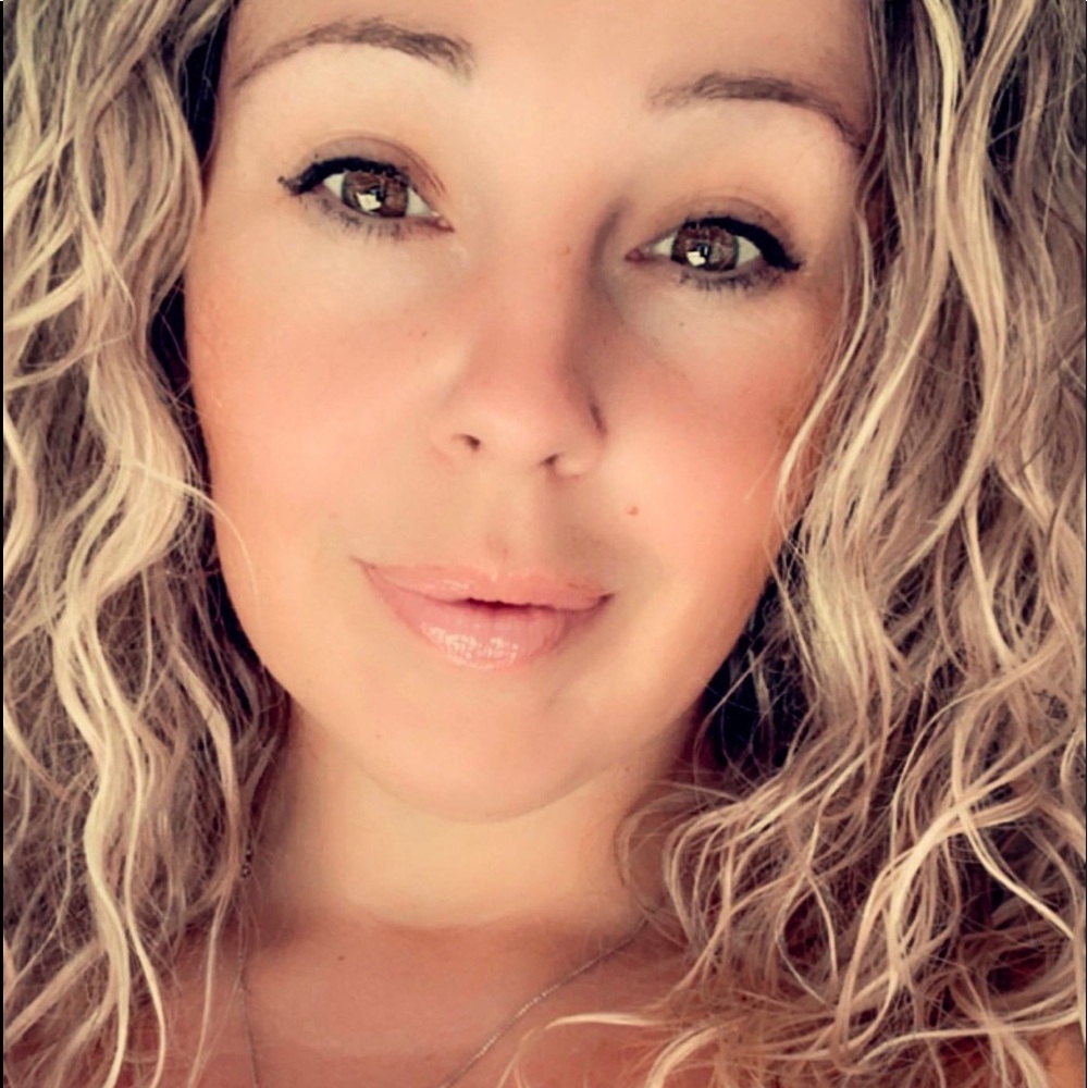 Meet your Posher, Mandy